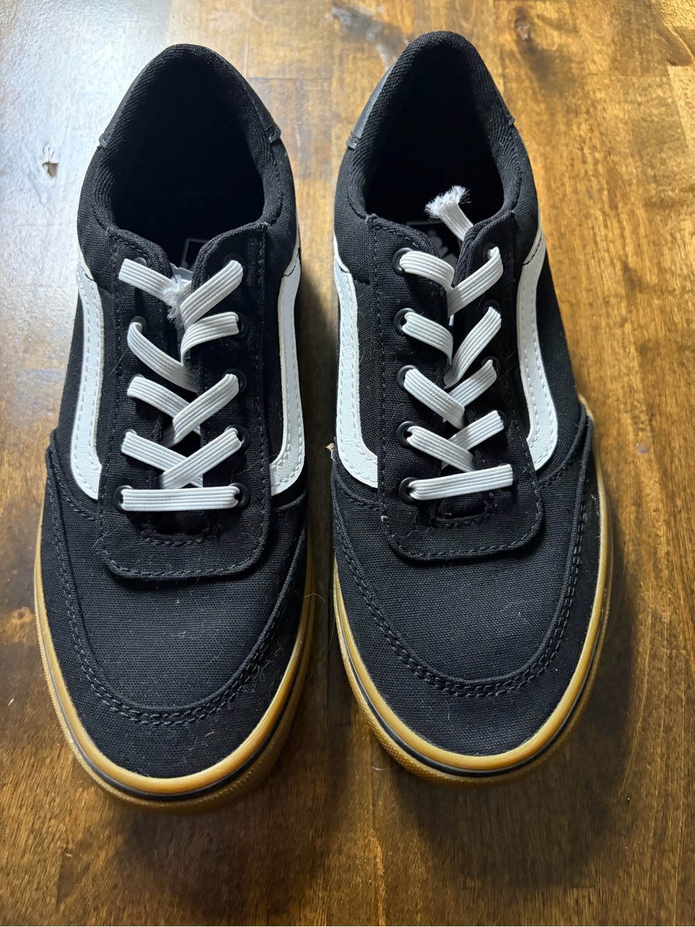 Vans Black Canvas Low-Top Brooklyn sneaker  wore once
